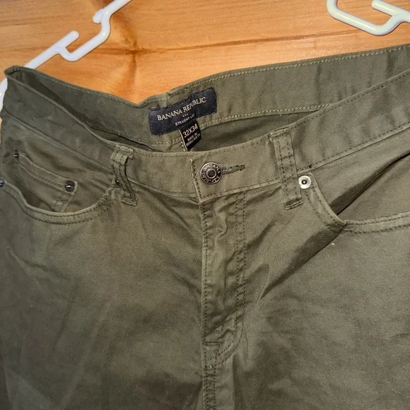 Banana Republic Olive Green Chinos - Picture 2 of 3